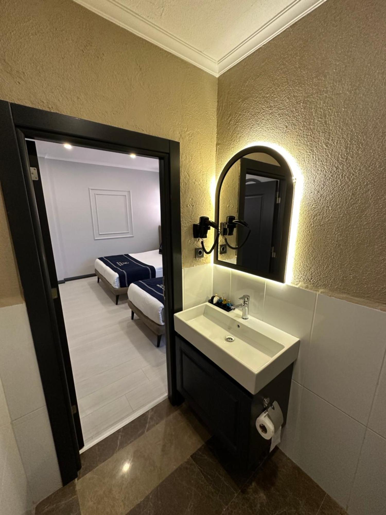 Park Hotel & Private Transportation Istanbul Airport-By Loft Arnavutkoy Eksteriør bilde